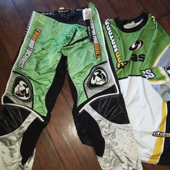 Mens dirt bike gear - Picture 1 of 1
